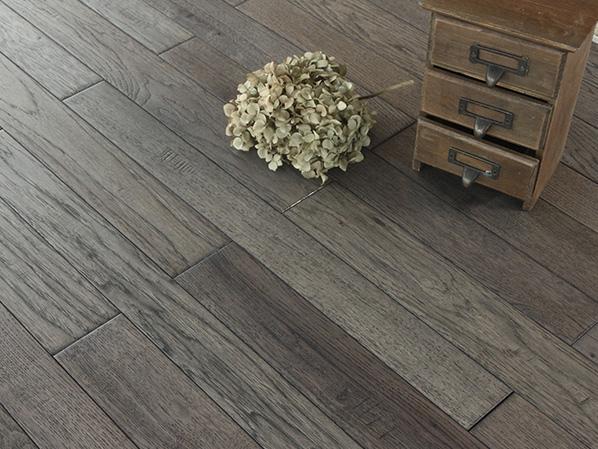 ɽ��������ƴ�¹�ʵľ�ذ�